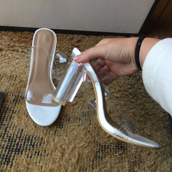 Women’s PrettyLittleThing nude clear block heel sandal - Picture 13 of 16